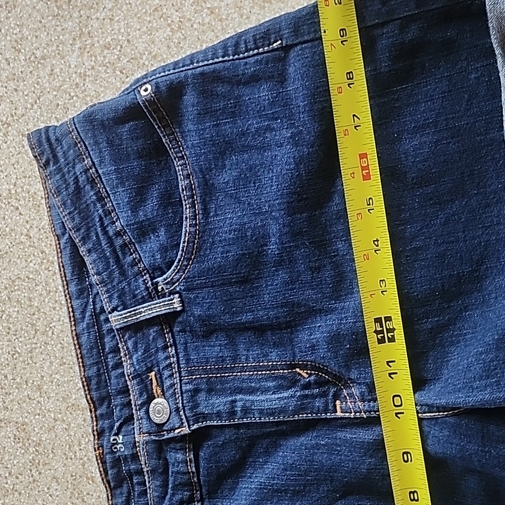 Levi's Cuffed Jean Short Size 32 - Picture 10 of 12